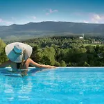 Happy Valley Aparthotel 4*