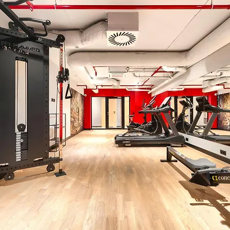 Happy Valley Aparthotel