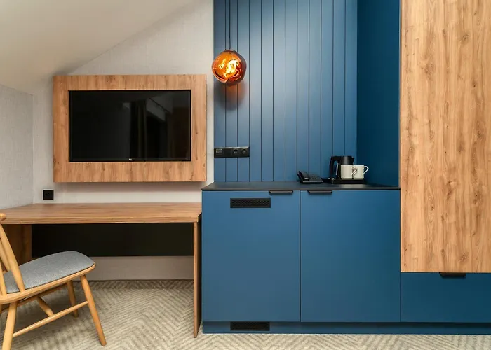 Happy Valley Aparthotel