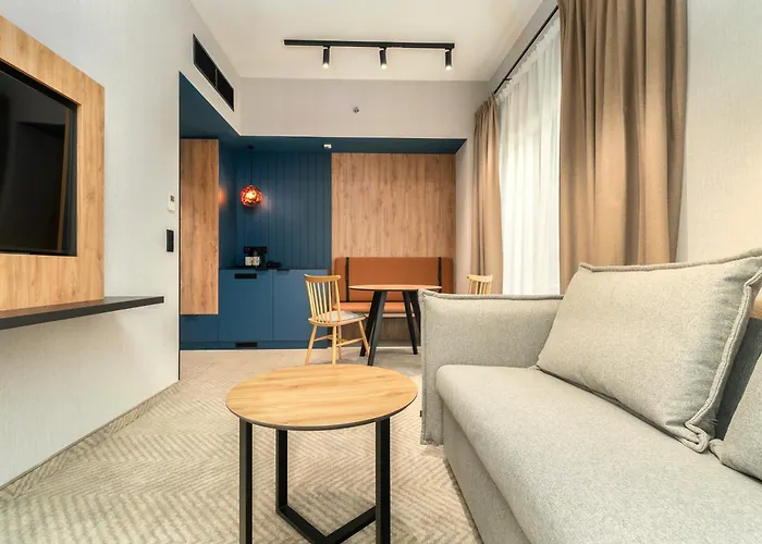 Happy Valley Aparthotel 4*