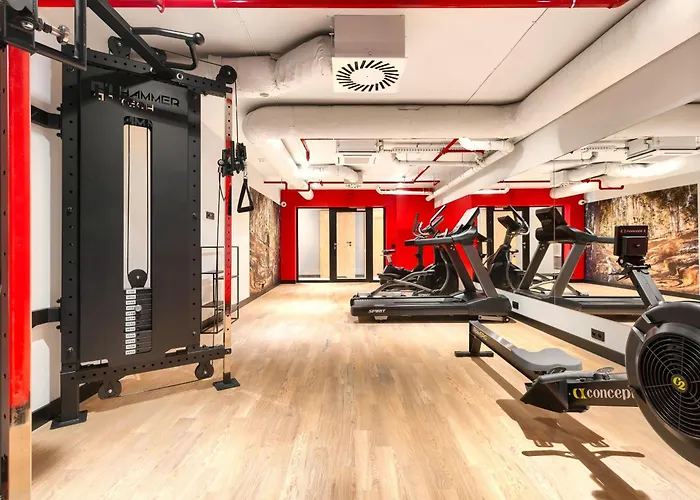 Happy Valley Aparthotel