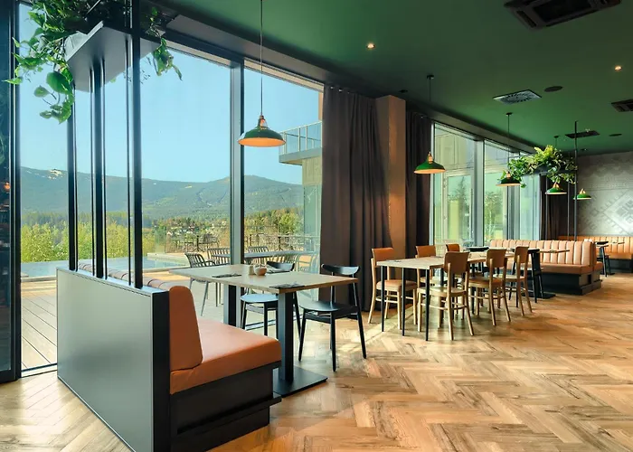 Happy Valley Aparthotel