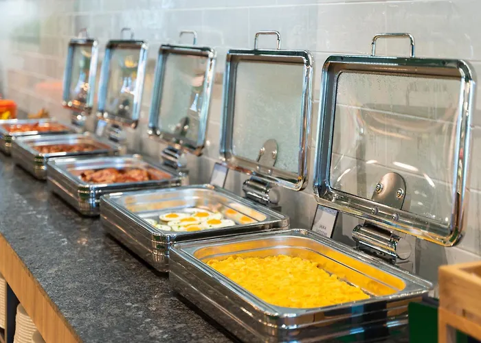 Happy Valley Aparthotel 4*