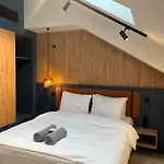 Happy Valley Aparthotel 4*
