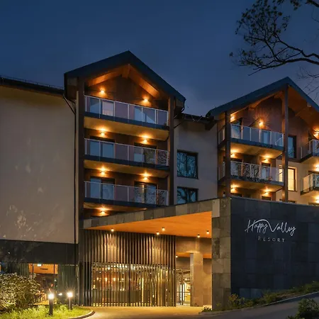 Aparthotel Happy Valley 4*