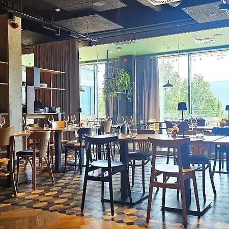 Happy Valley 公寓式酒店 斯克拉斯卡波伦巴