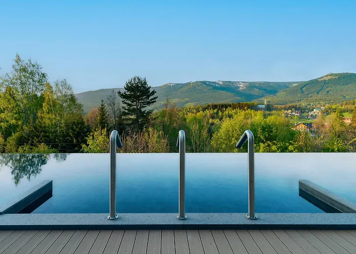 Happy Valley 4* شكلارسكا بوريبا